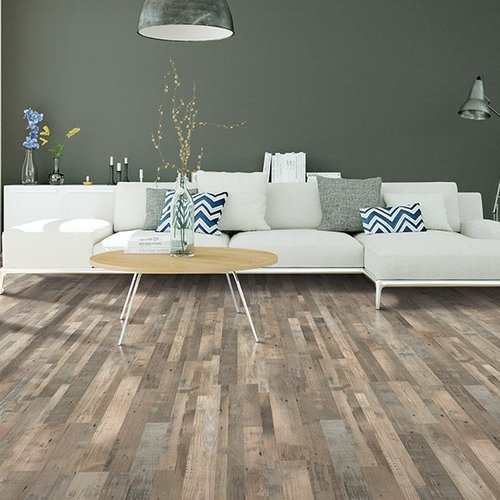 Laminate floor installation in Lake Saint Louis MO from Troy Flooring Center