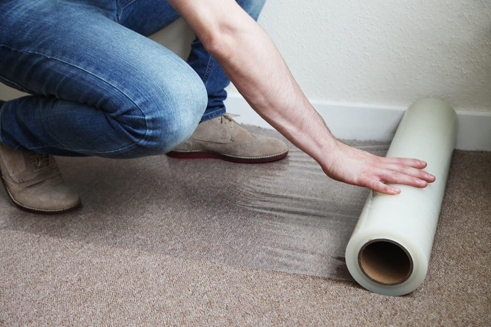 PAINTING ROOMS WITH CARPET FLOORS